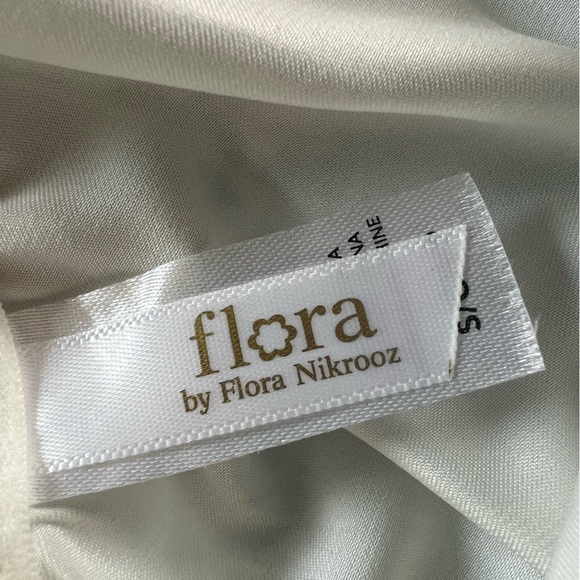 NWOT Flora Nikrooz Gabby Charmeuse Camisole size small - Picture 4 of 4